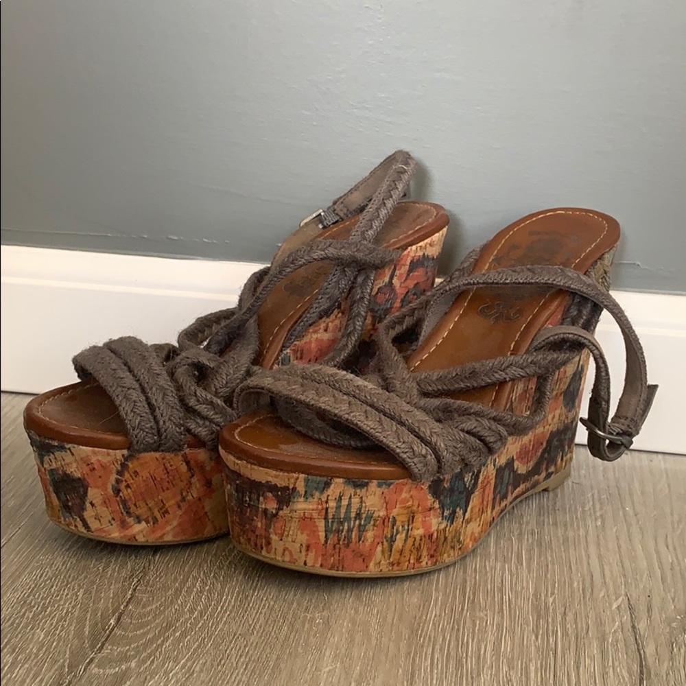 Aztec Wedges